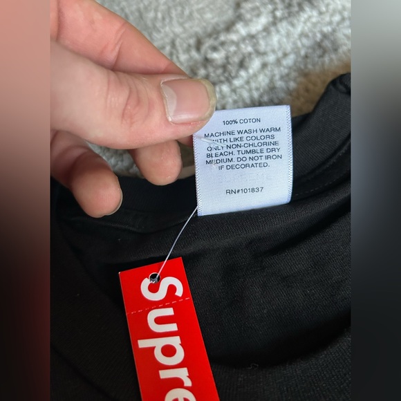Supreme Model tee Black - Picture 5 of 5